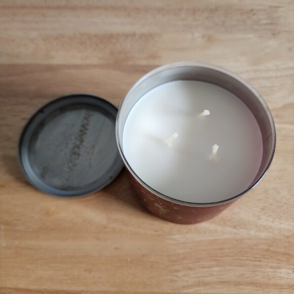NWT Bath and Body Works, 3-Wick Candle, Cotton Candy Champangne - Picture 2 of 4